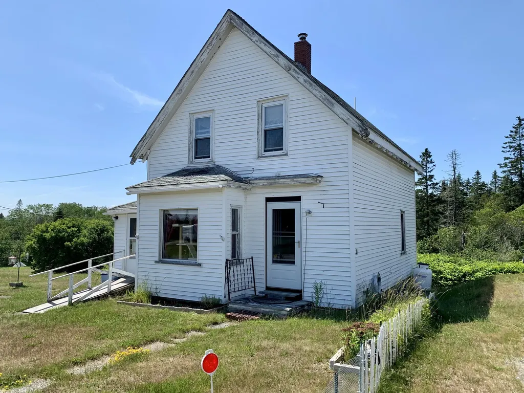 691 County Road Lubec ME 04652