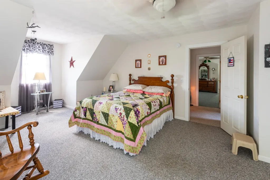 23 Lakeland Drive West Gardiner ME 04345