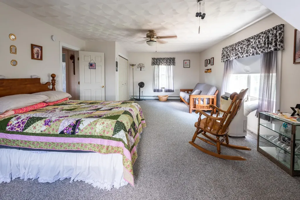 23 Lakeland Drive West Gardiner ME 04345
