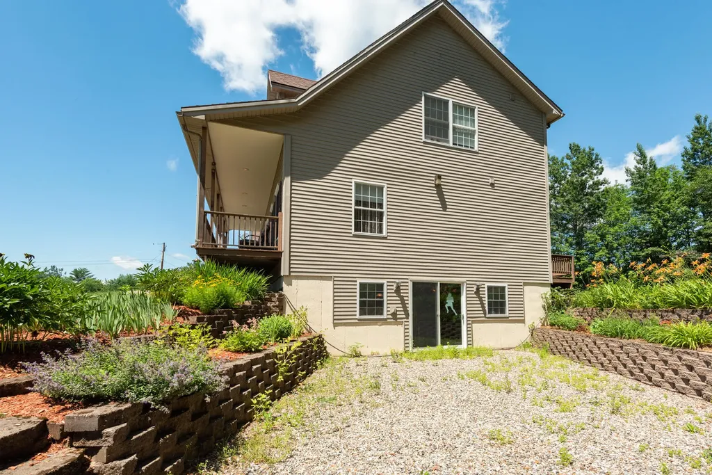 23 Lakeland Drive West Gardiner ME 04345