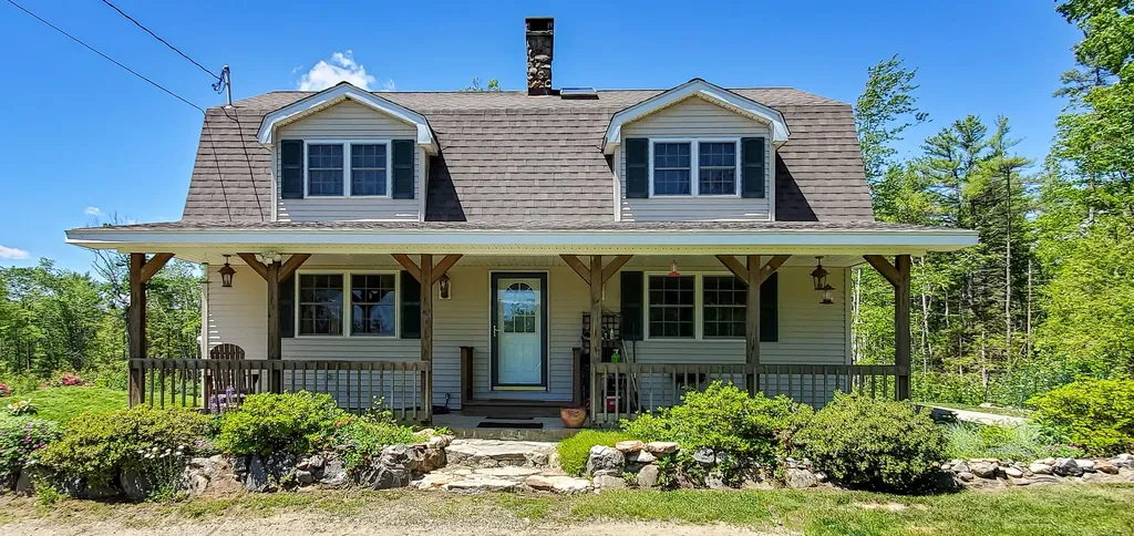 167 Gardiner Road Whitefield ME 04353