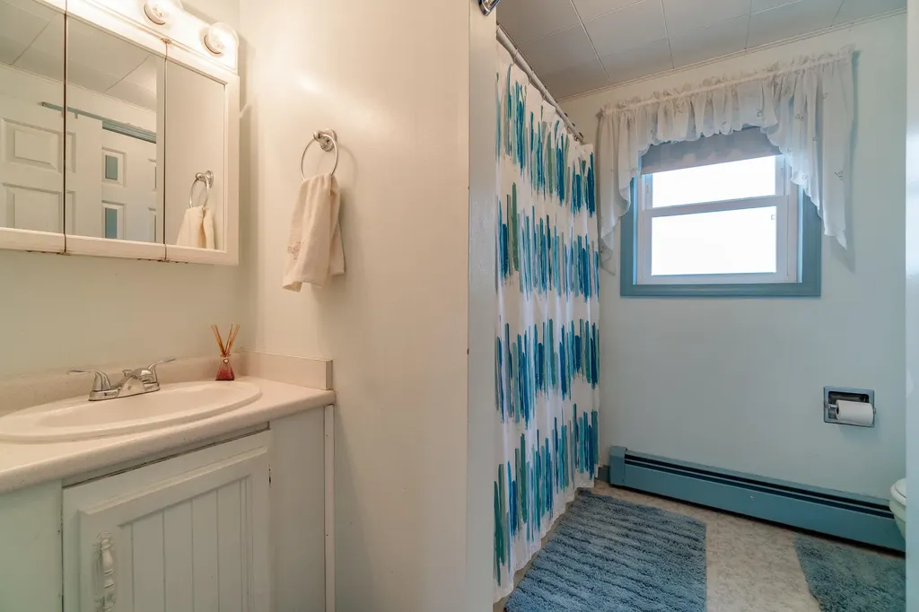 143 Pleasant Hill Road Sabattus ME 04280