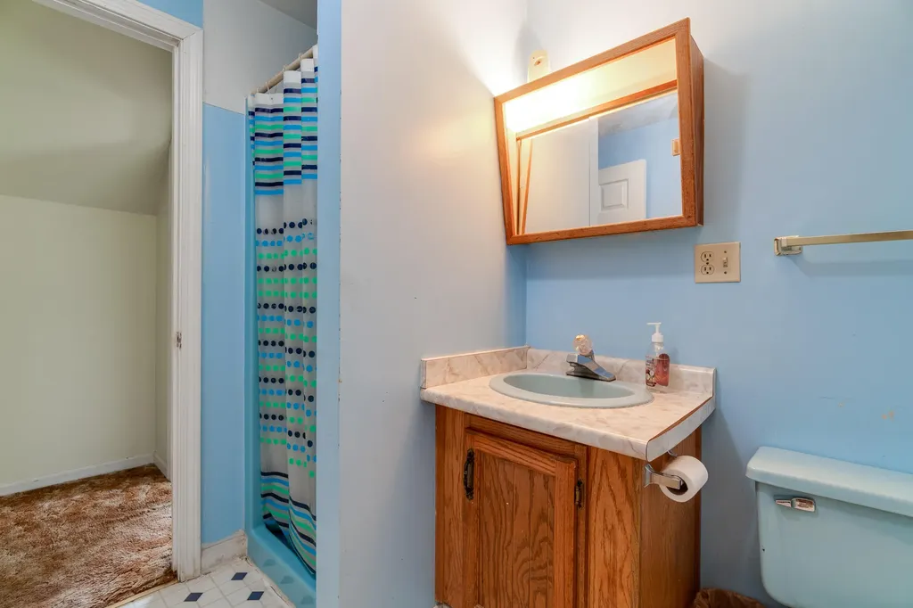 143 Pleasant Hill Road Sabattus ME 04280