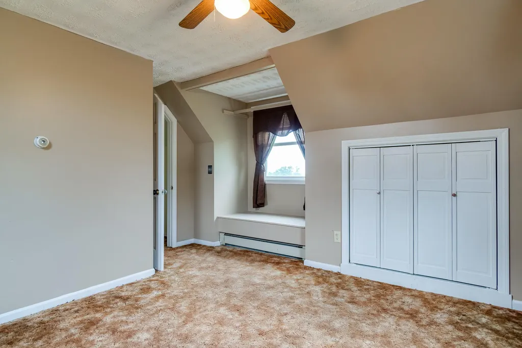 143 Pleasant Hill Road Sabattus ME 04280