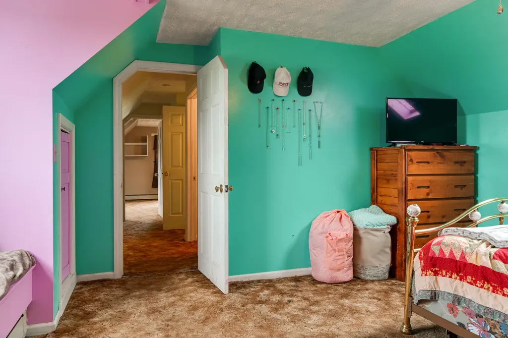 143 Pleasant Hill Road Sabattus ME 04280