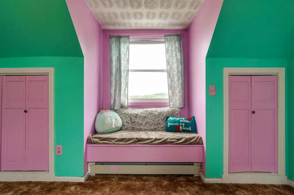 143 Pleasant Hill Road Sabattus ME 04280