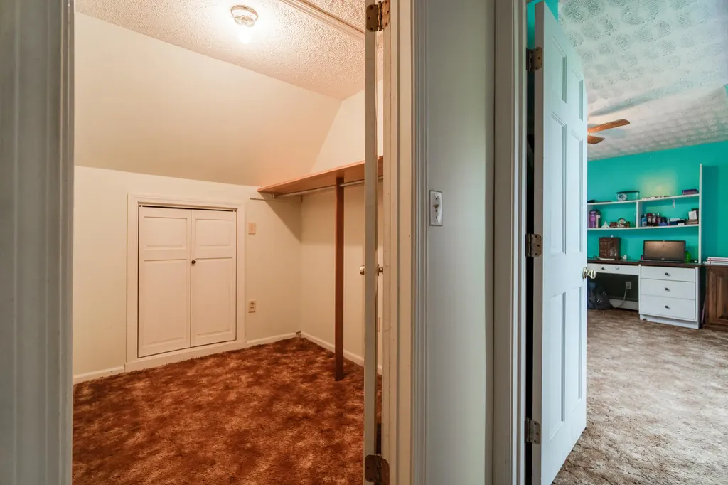 143 Pleasant Hill Road Sabattus ME 04280