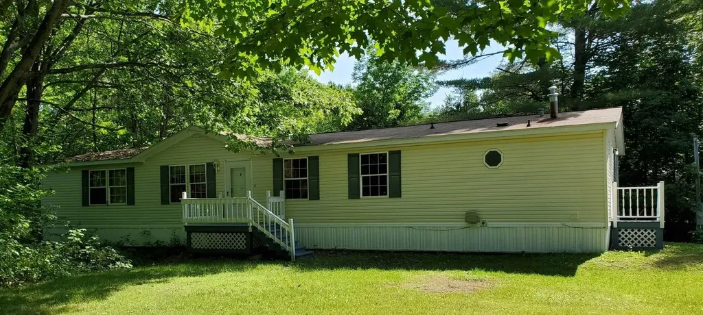 6 South Greenridge Heights Oakland ME 04963