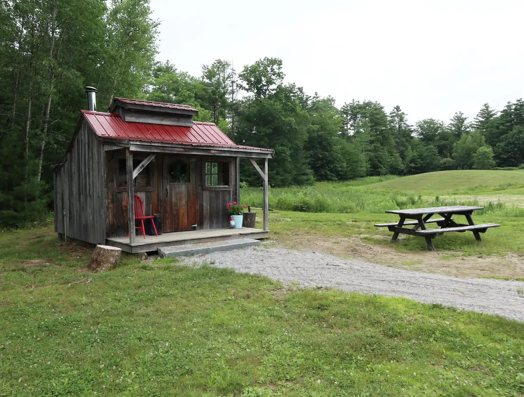 74 Cotton Road Lewiston ME 04240