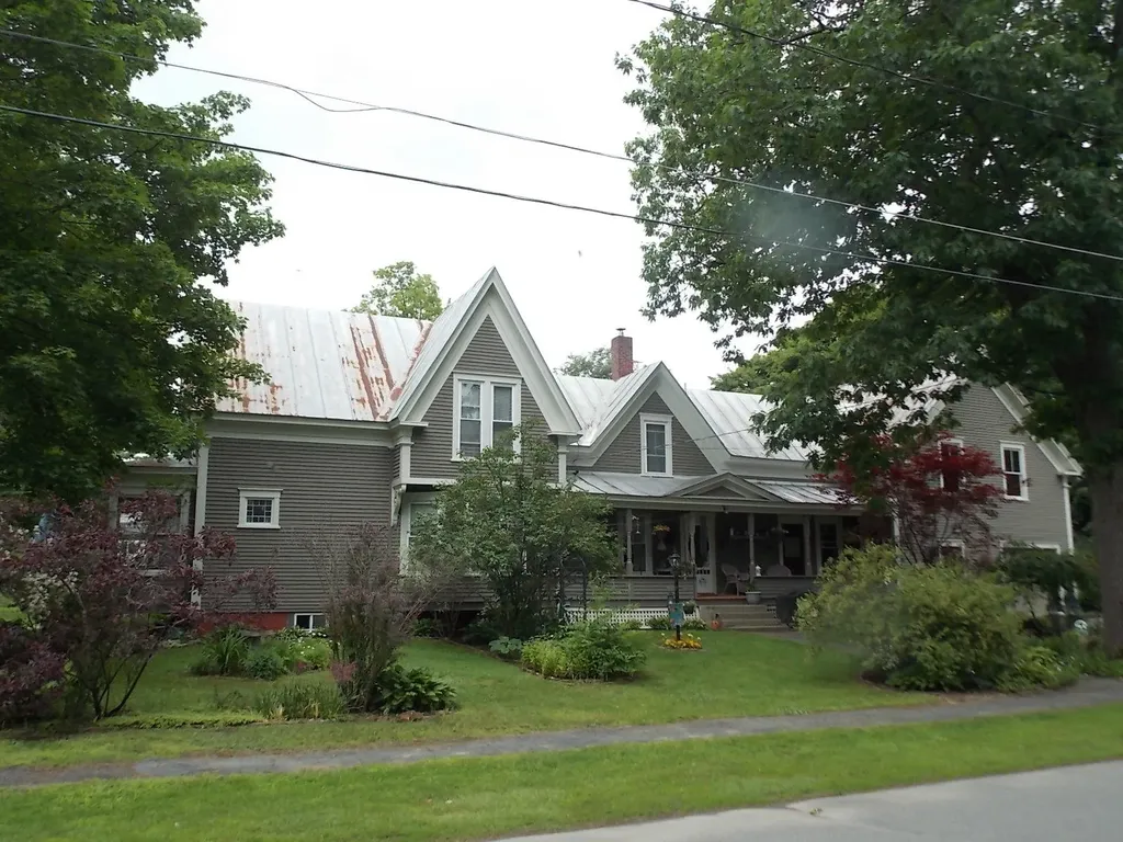 26 Sidney Street Bingham ME 04920