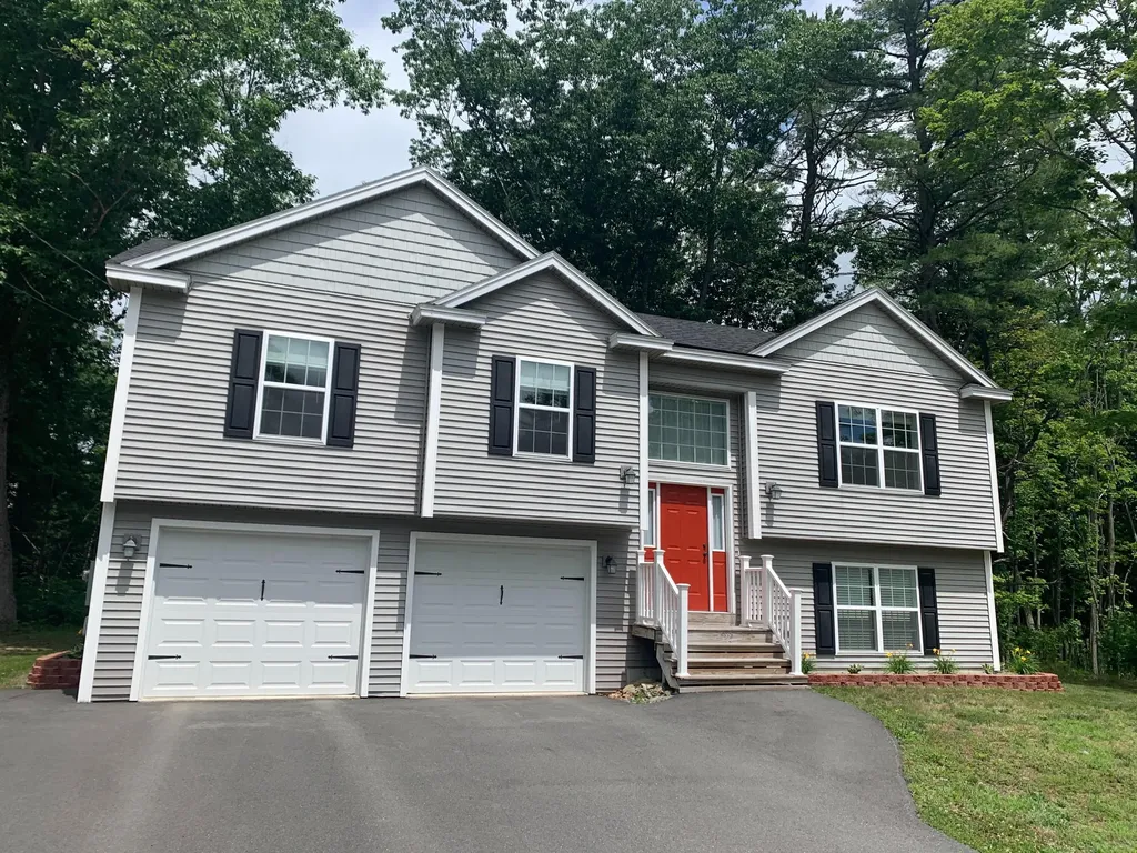 13 Sunrise Lane Hampden ME 04444