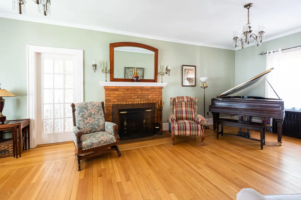 40 Pleasant Street Brunswick ME 04011