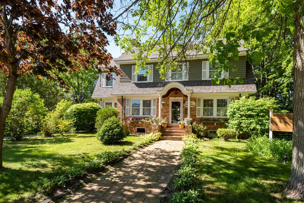 40 Pleasant Street Brunswick ME 04011