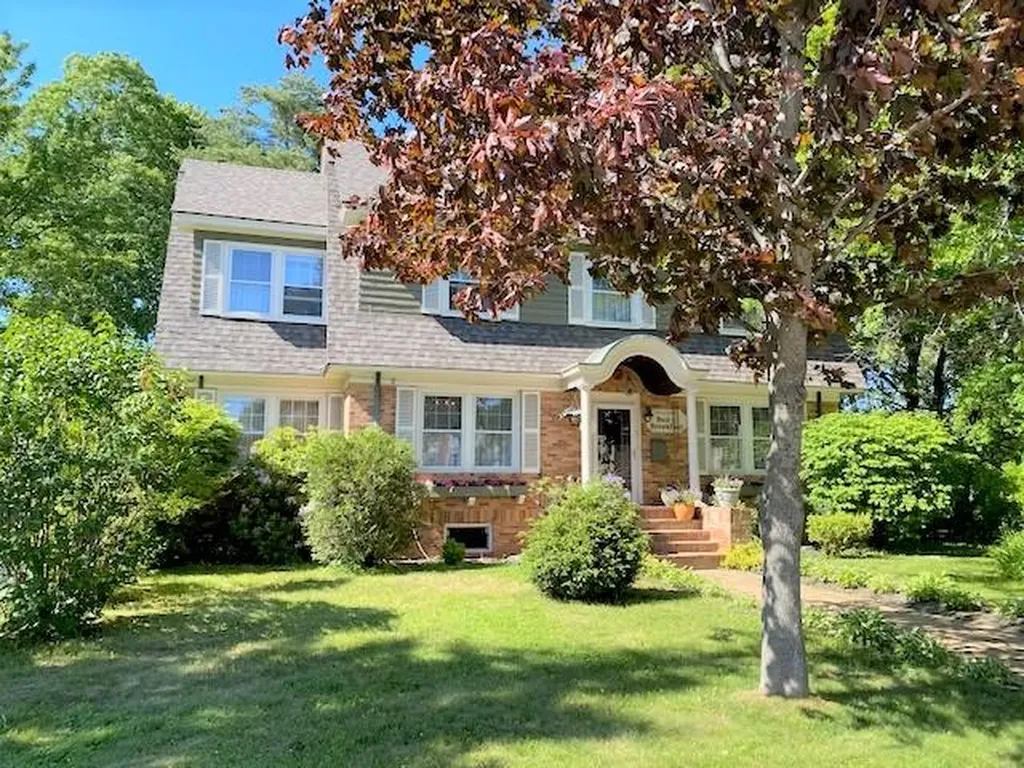 40 Pleasant Street Brunswick ME 04011