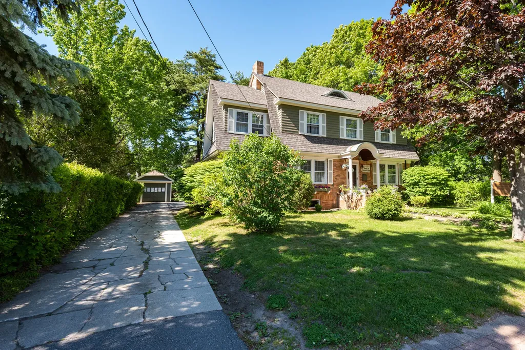 40 Pleasant Street Brunswick ME 04011
