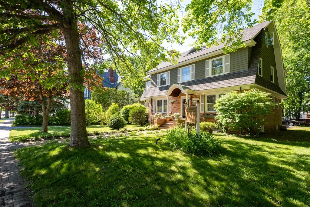 40 Pleasant Street Brunswick ME 04011