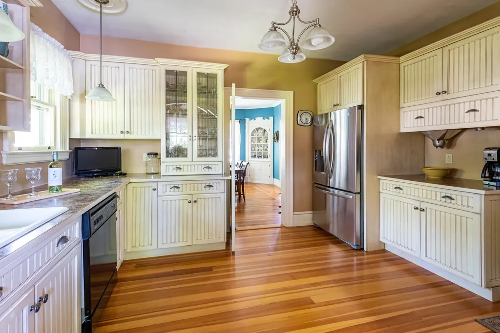 40 Pleasant Street Brunswick ME 04011