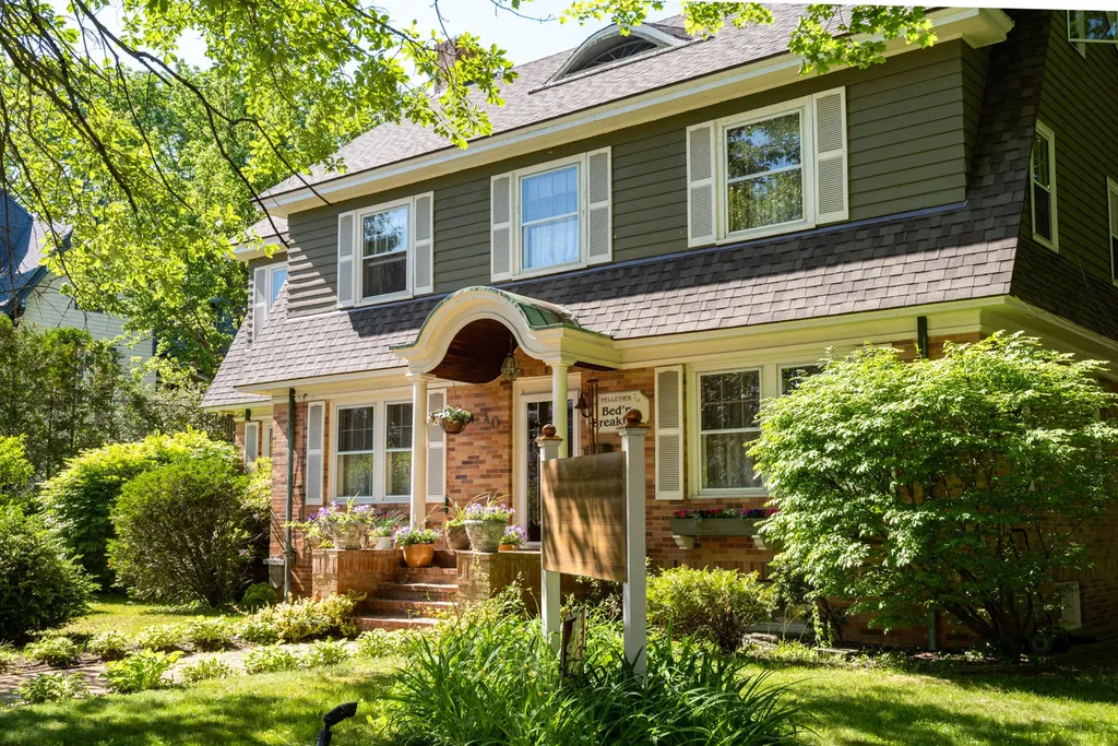 40 Pleasant Street Brunswick ME 04011