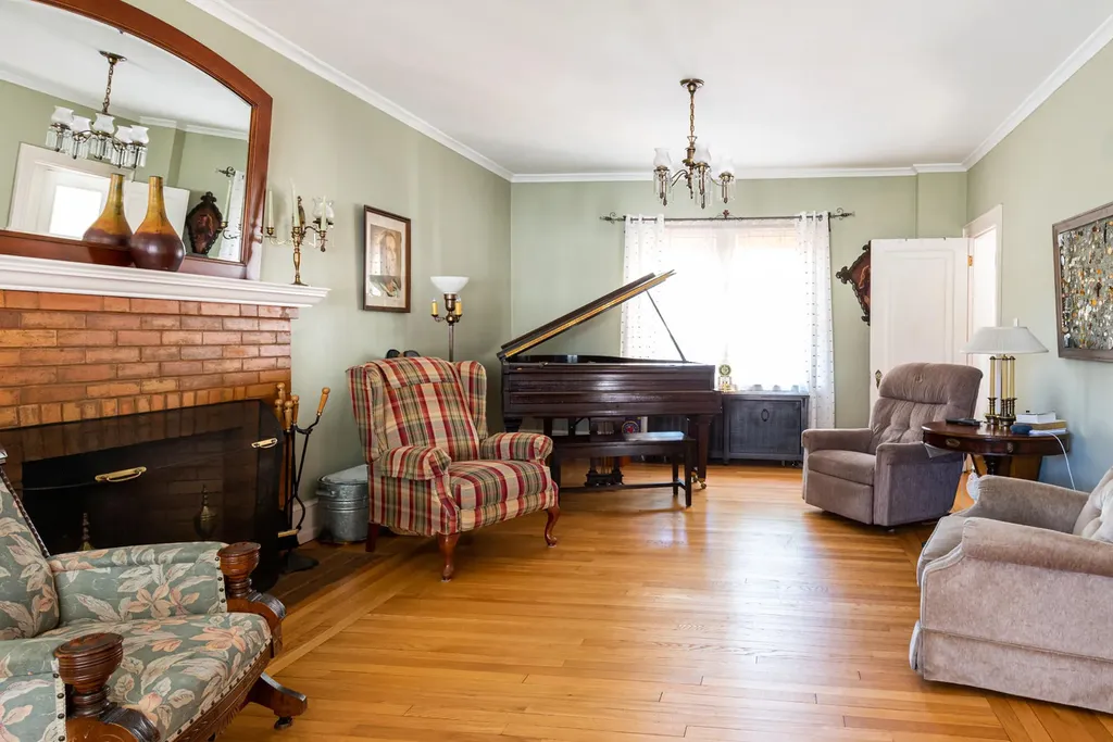 40 Pleasant Street Brunswick ME 04011