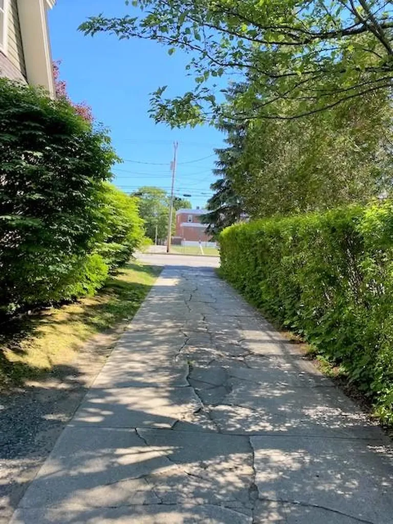 40 Pleasant Street Brunswick ME 04011