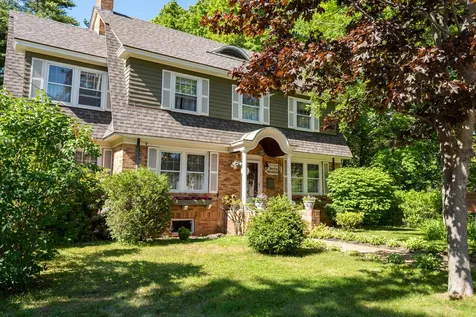 40 Pleasant Street Brunswick ME 04011