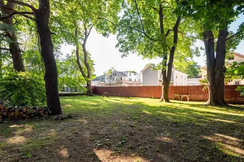 40 Pleasant Street Brunswick ME 04011