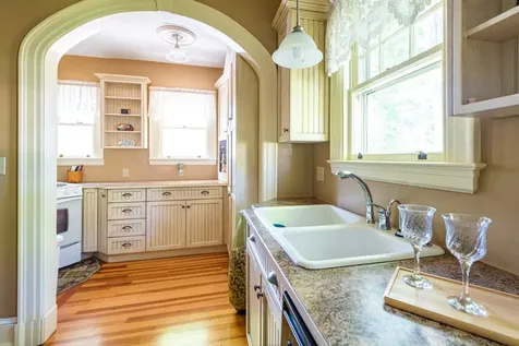 40 Pleasant Street Brunswick ME 04011