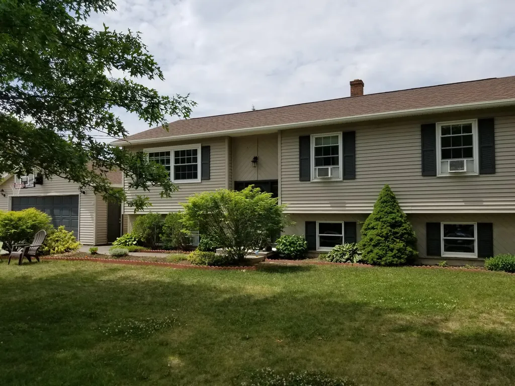 39 Deer Park Drive Brewer ME 04412