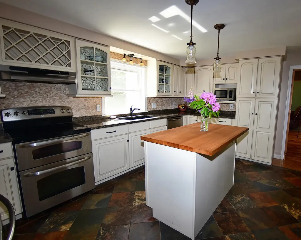 24 Oak Ridge Drive Standish ME 04084