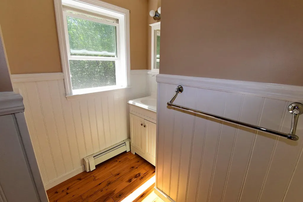 24 Oak Ridge Drive Standish ME 04084