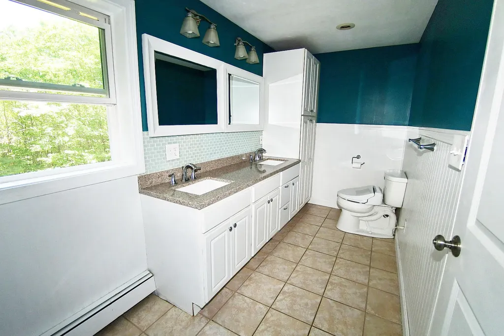 24 Oak Ridge Drive Standish ME 04084