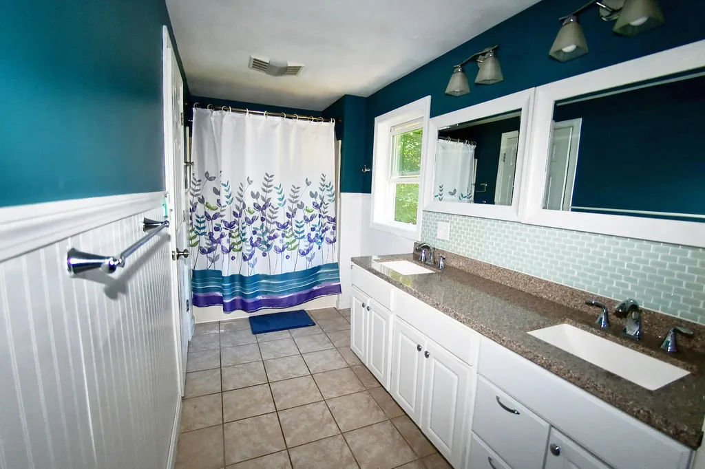 24 Oak Ridge Drive Standish ME 04084