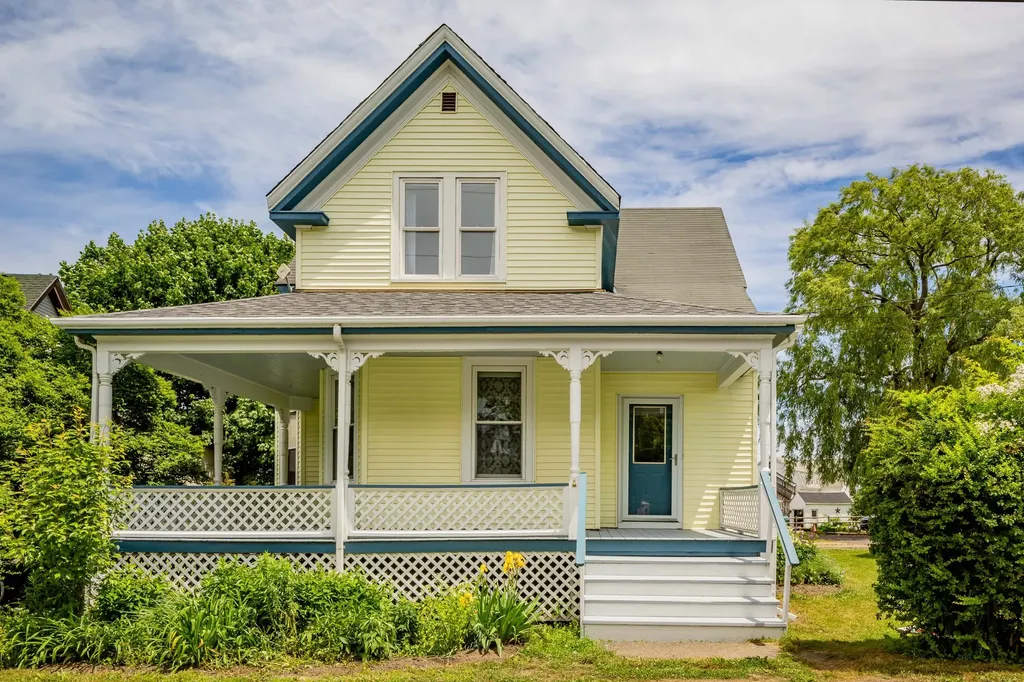33 State Street Rockland ME 04841