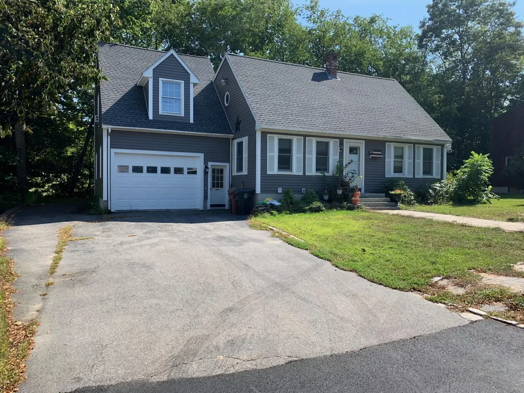 12 Caryn Drive Saco ME 04072