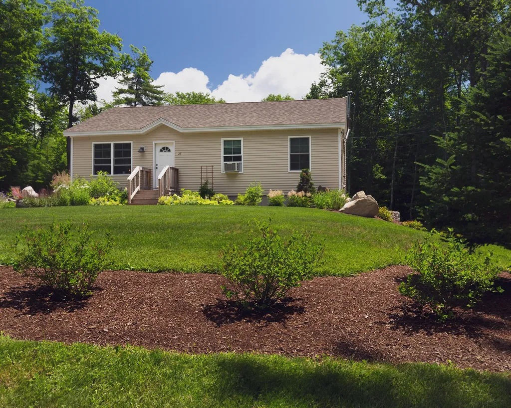 25 Blanchard Road Lebanon ME 04027