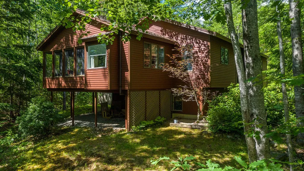 14 Deer Lane Rockport ME 04856