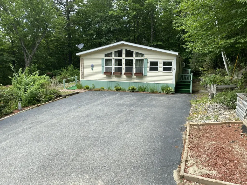 33 Shaw Hill Road Naples ME 04055