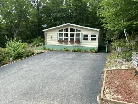 33 Shaw Hill Road Naples ME 04055