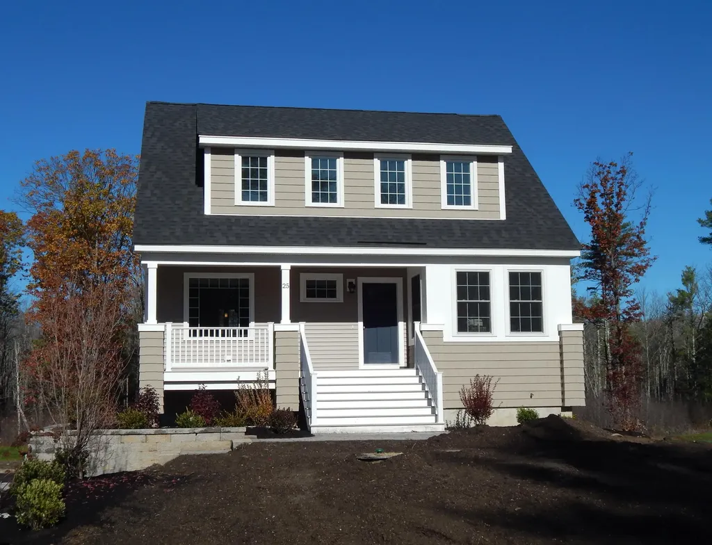 25 Huntington Way Kittery ME 03904