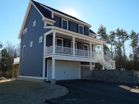 52 Huntington Way Kittery ME 03904