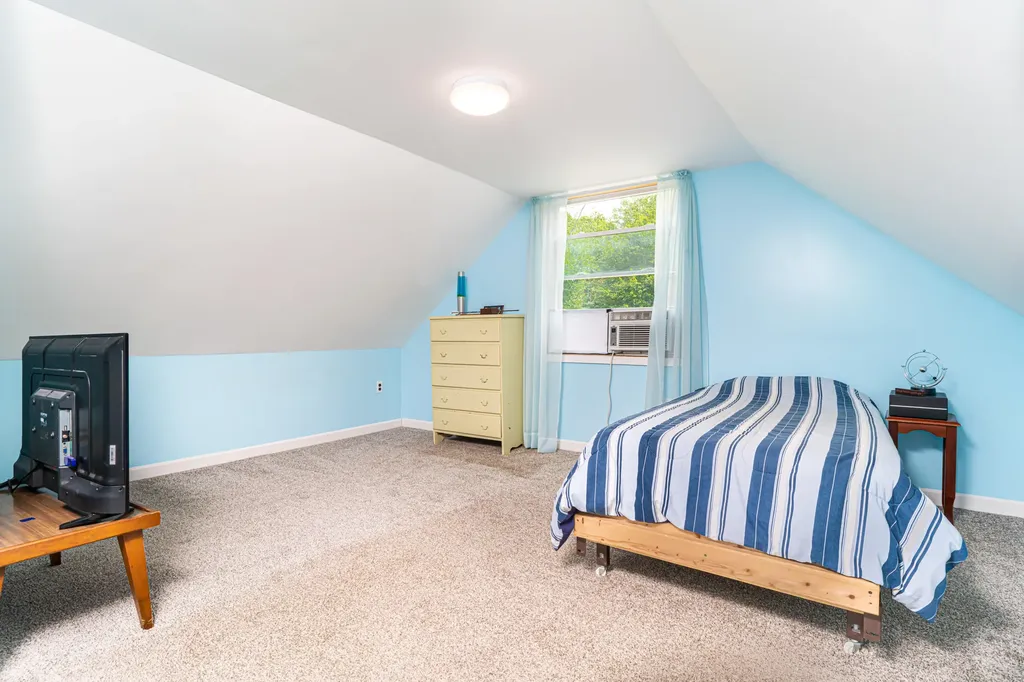 29 Sandy Lane Dover NH 03820