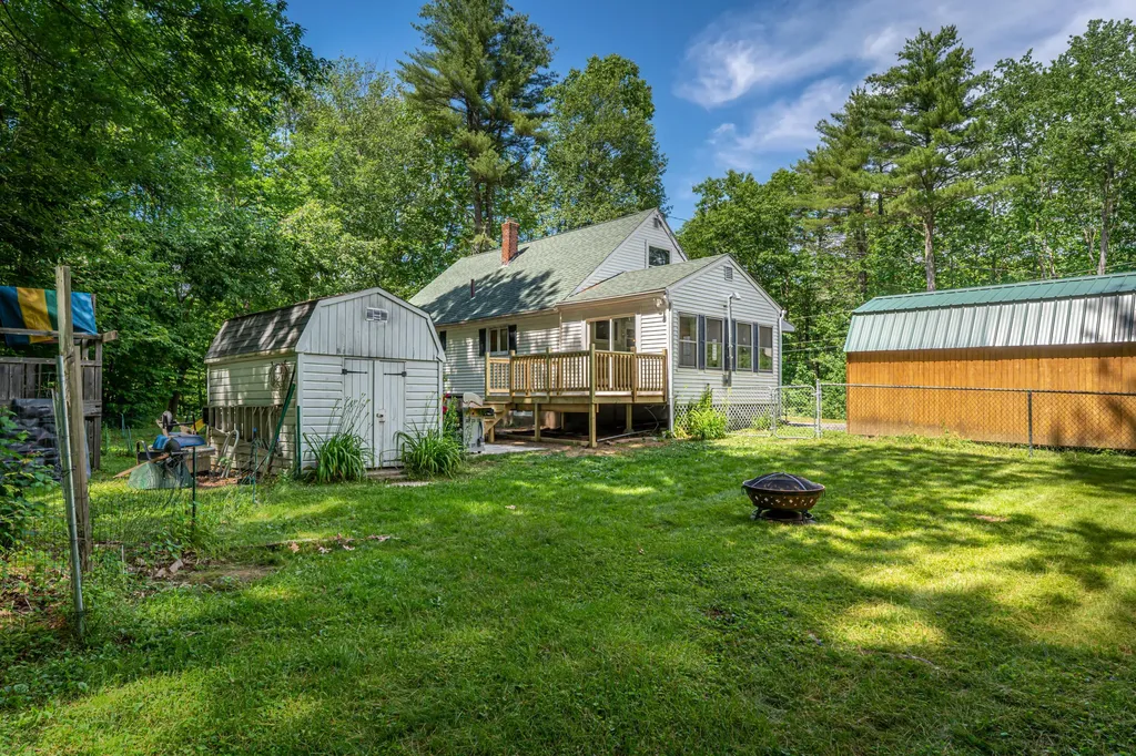 29 Sandy Lane Dover NH 03820