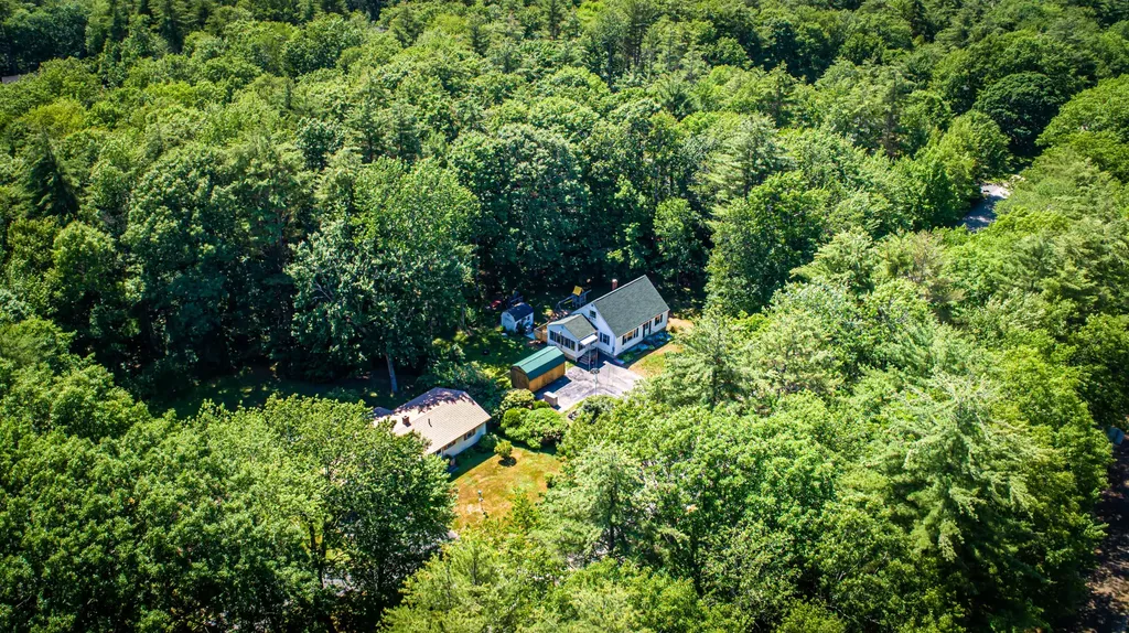 29 Sandy Lane Dover NH 03820