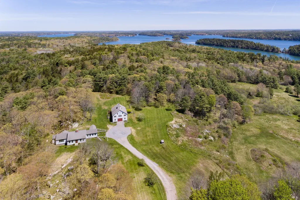 69 Shore Road Harpswell ME 04079