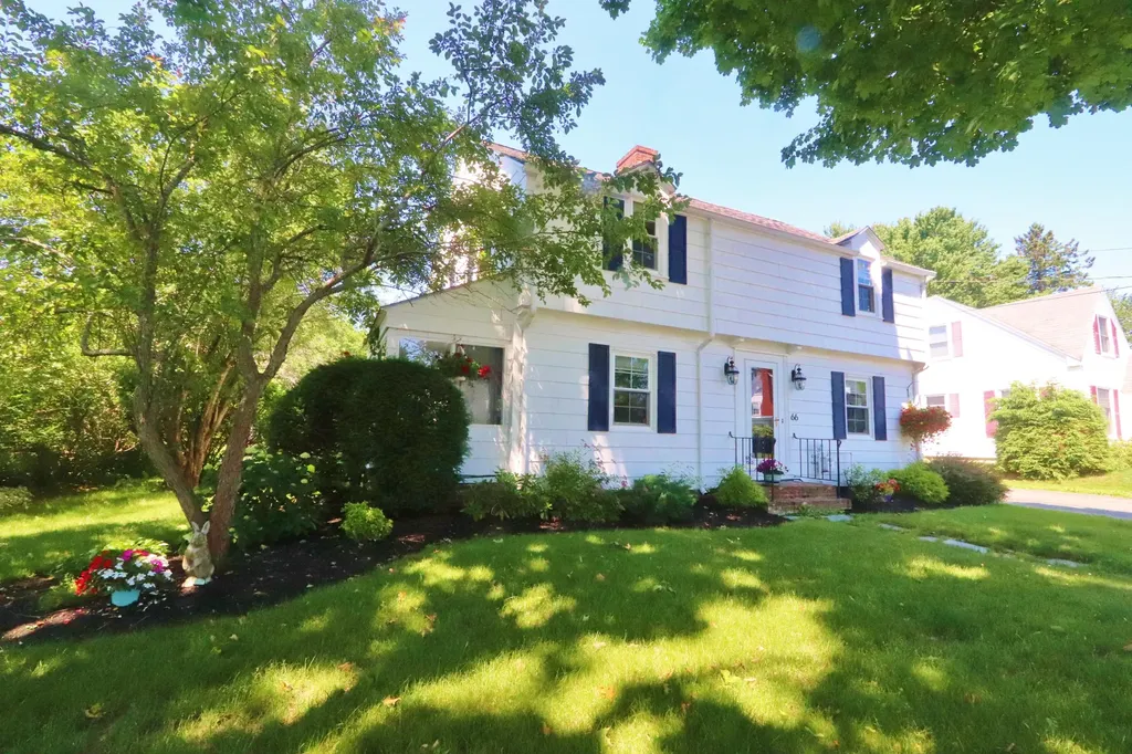 66 Howard Street Bangor ME 04401