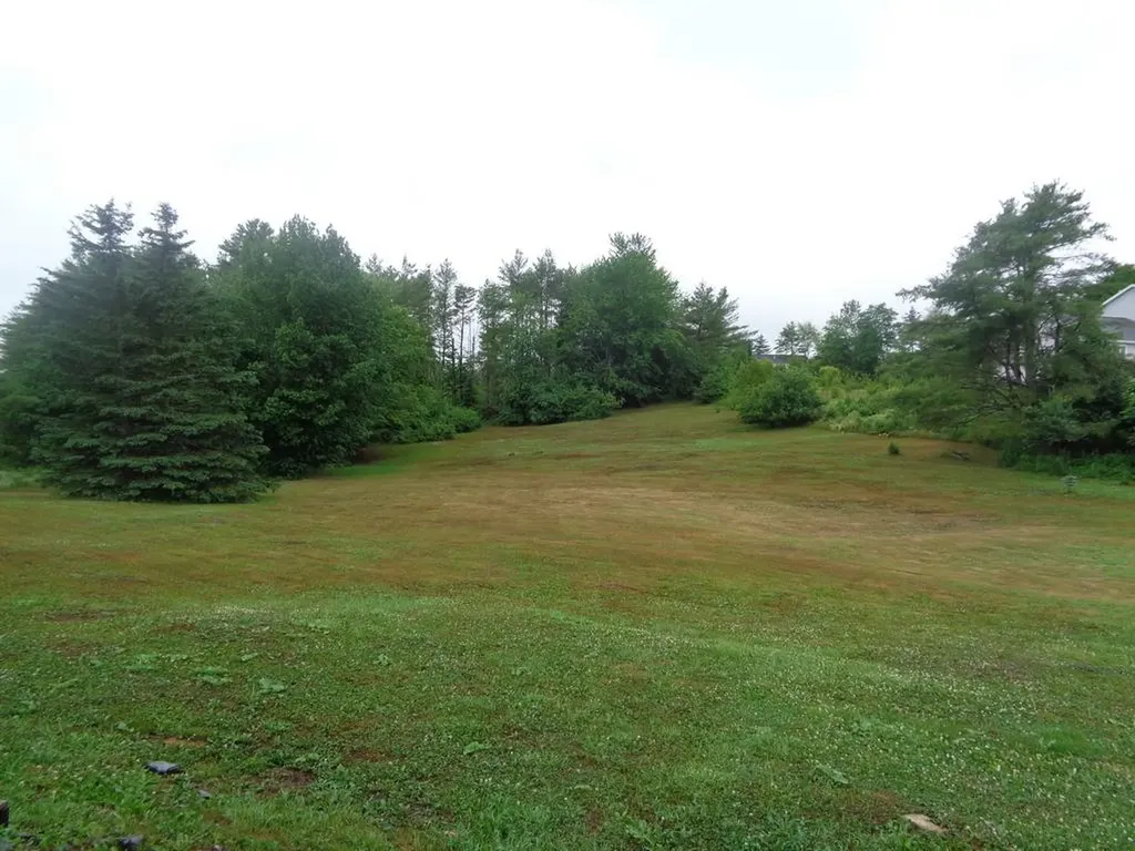 274 Annis Road Hermon ME 04401