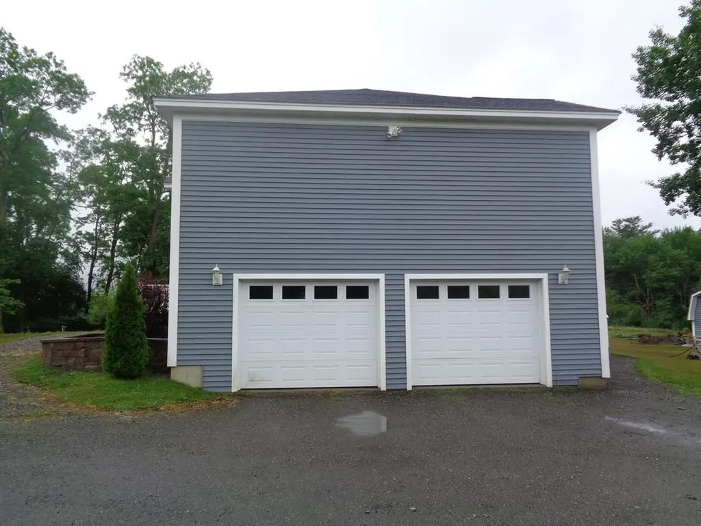 274 Annis Road Hermon ME 04401