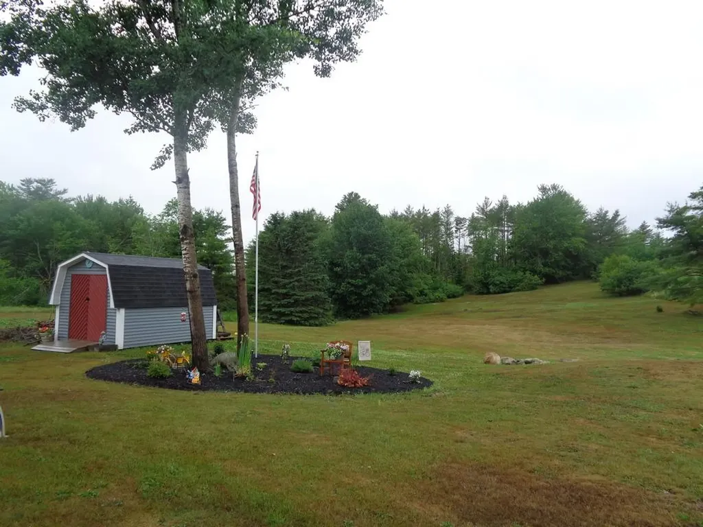 274 Annis Road Hermon ME 04401