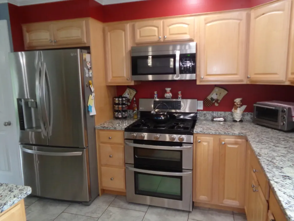274 Annis Road Hermon ME 04401