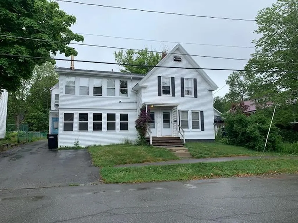 97 7th Street Bangor ME 04401